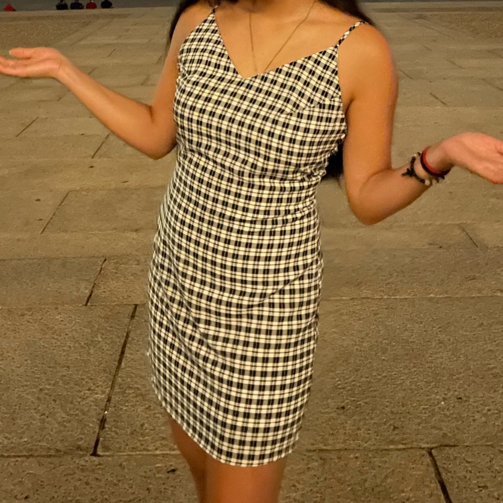 Short plaid dress